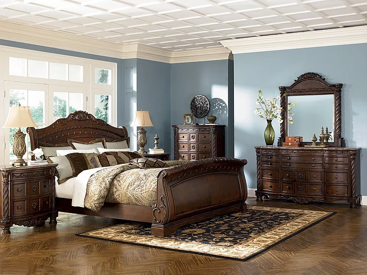 North Shore Sleigh 4pc Bedroom Set SALE
