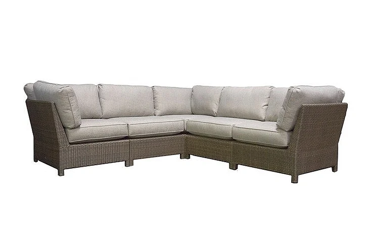 BeachCraft Furniture Tilbury 5pc Corner Sectional