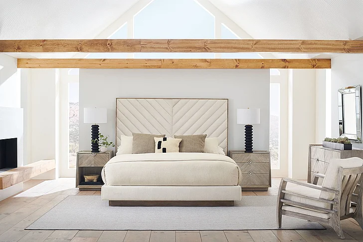 Caracole Furniture Classic Meet U In The Middle 2pc Queen Bedroom Set