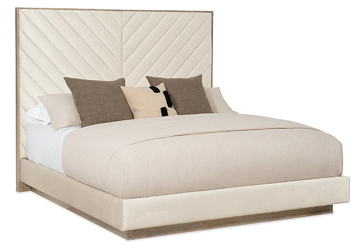 Caracole Furniture Classic Meet U In The Middle Queen Bed in Ash Driftwood