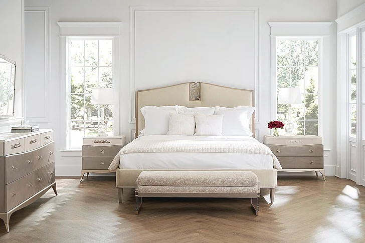 Caracole Classic Crescendo 2pc King Upholstered Bedroom Set
