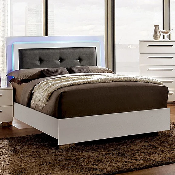 Furniture of America Clementine King Platform Bed in Glossy White CM7201EK