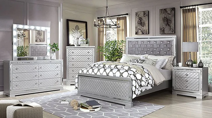 Furniture of America Belleterre 4-Piece Panel Bedroom Set in Silver