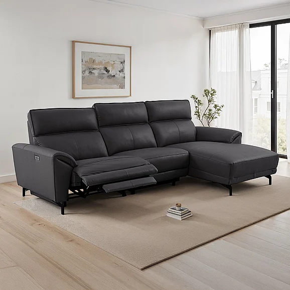 Furniture of America Themis Power Sectional in Right Chaise in Black CM9937BK-SECT-PM-R