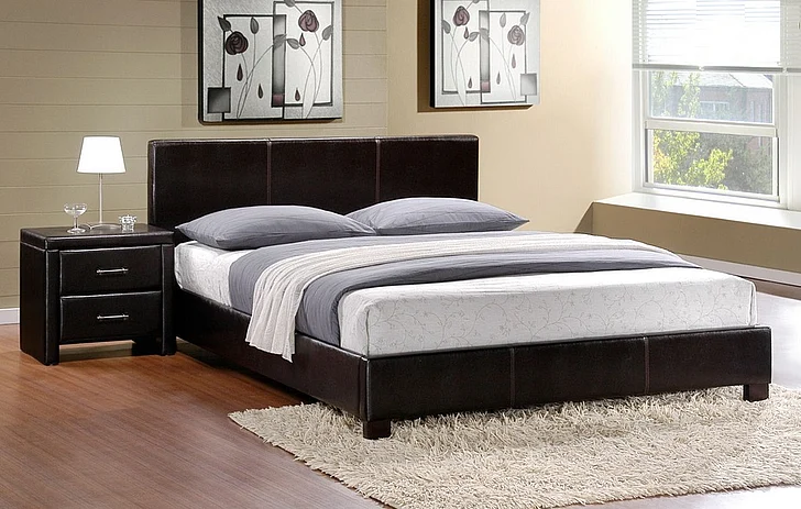 Homelegance Zoey Platform Bedroom Set in Dark Brown