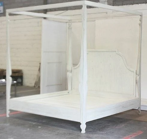 Furniture Classics Brooks Canopy King Bed in White 9099AH76