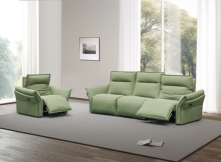 Klaussner Skyline Vittoria 2pc Leather Living Room Set in Green