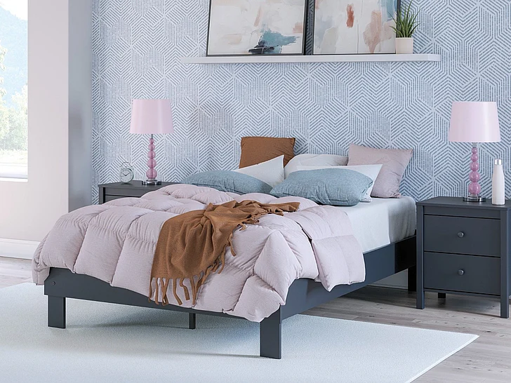 Simmenfort 6-Piece Platform Bedroom Set in Navy Blue