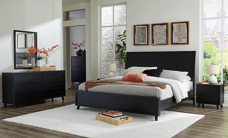 Danziar 4-Piece Panel Bedroom Set in Black B1013B7