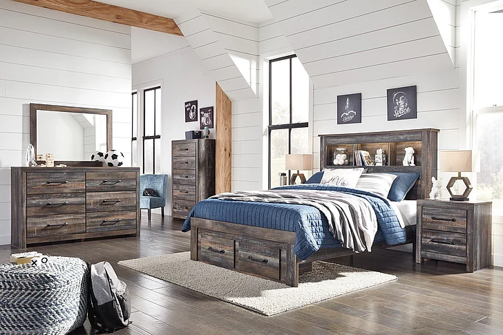 Drystan 4-Piece Bookcase with Footboard Storage Bedroom Set in Multi
