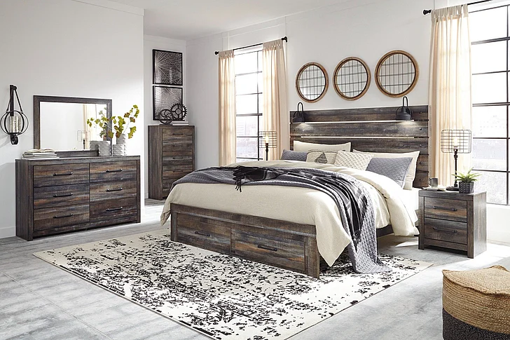 Drystan 4-Piece Panel with Footboard Storage Bedroom Set in Multi