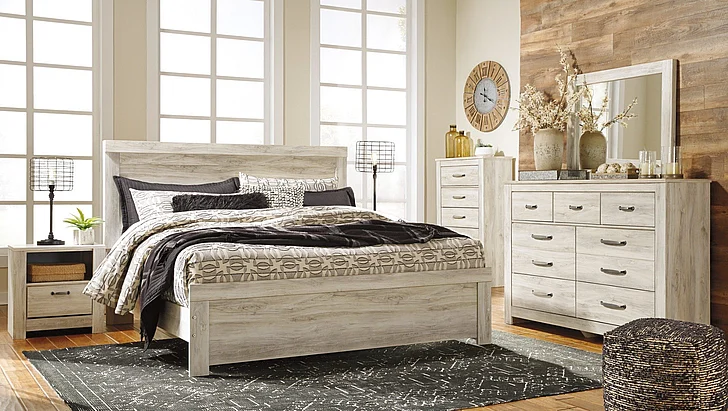Bellaby 4-Piece Panel Bedroom Set in Whitewash