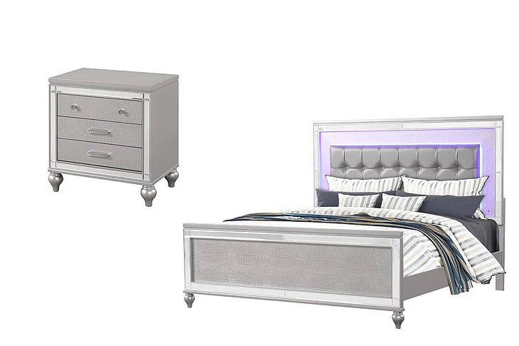 Massa Gallery Emma 2pc Panel Bedroom Set in Silver