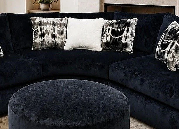 Corinthian Presley Corner Chair in Luscious-Black FG1521CP