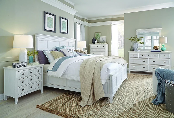 Magnussen Furniture Heron Cove 4-Piece Panel Bedroom Set in Chalk White