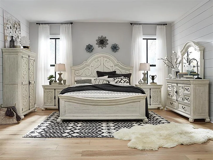 Magnussen Furniture Bronwyn 4pc Shaped Panel Bedroom Set in Alabaster