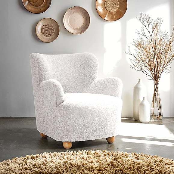 Furniture of America Acaso Accent Chair in White FM-AC8017WH