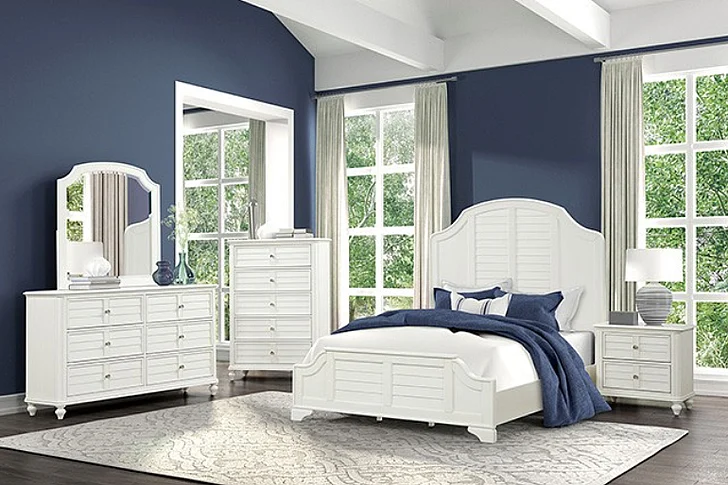 Furniture of America Whitehaven 4-Piece Panel Bedroom Set in Antique White