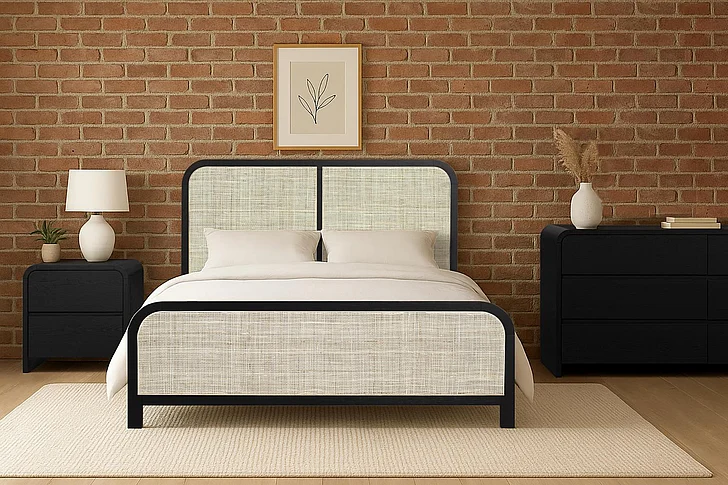 Cottage Creek Greenwich 3pc Panel Bedroom Set in Distressed White