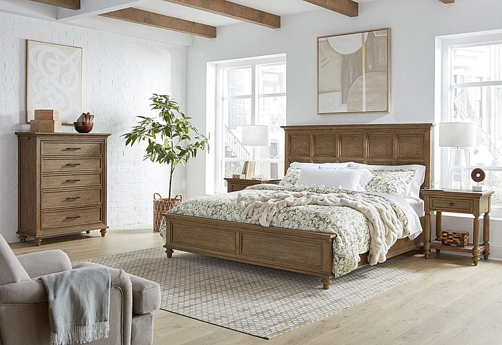 Aspenhome Hensley 4pc Panel Bedroom Set in Honey