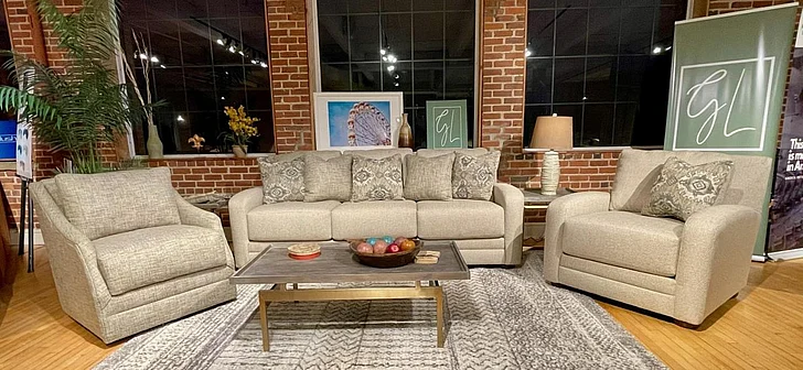 Corinthian 7800 Bryce 2pc Living Room Set in Prestige Wheat