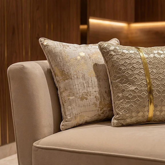 Massa Gallery Philly Loveseat in Cream L275-2