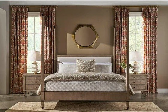 Theodore Alexander Marlborough by Alexa Hampton Markos 2pc Poster Bedroom Set in Marlborough Geo Coast