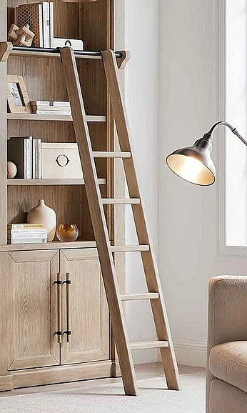 Martin Furniture Willow Lane Wooden Ladder in Natural IMWL402N