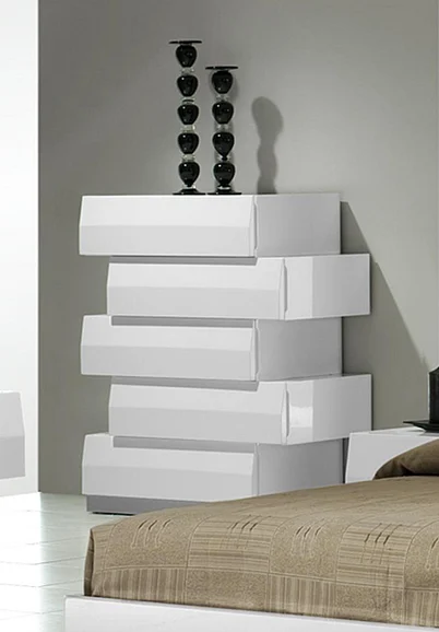 J&M Milan Chest in White Lacquer 17687-C CLOSEOUT