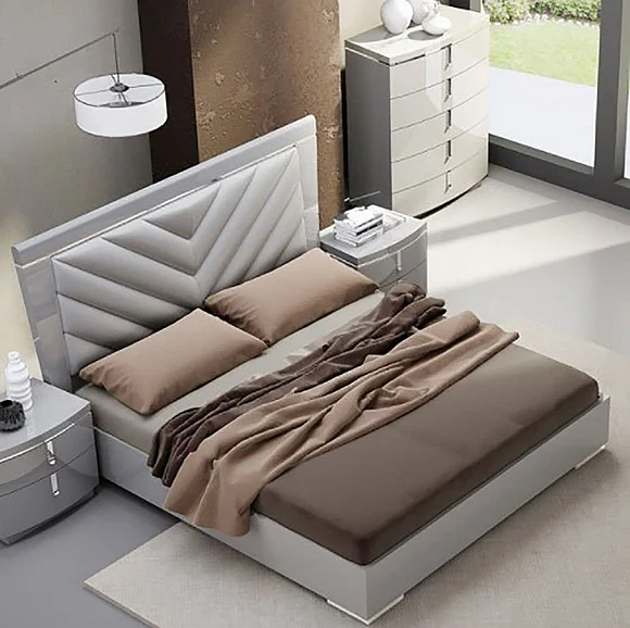 J&M New York Queen Panel Bed in Grey 18215-Q PROMO