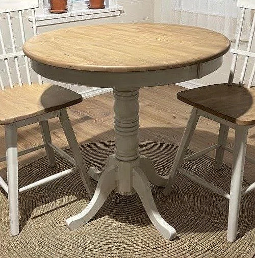 Urban Styles Oasis Round Counter Table Cream in 1380;1381