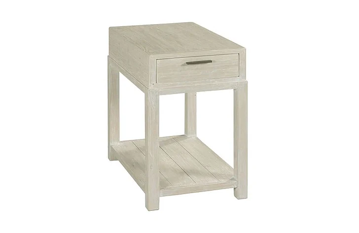 Hammary Hamilton Reclamation Chairside Table in Natural 523-923 CLOSEOUT
