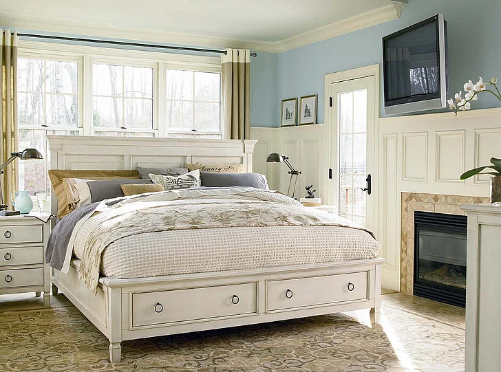Universal Furniture Summer Hill 4PC Storage Bedroom Set in Cotton
