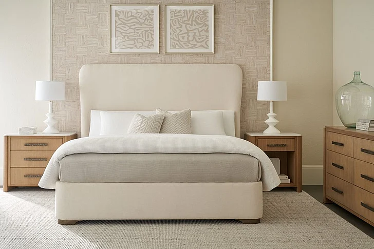 Theodore Alexander Essence 2pc Upholstered US King Bedroom Set in Marshmallow