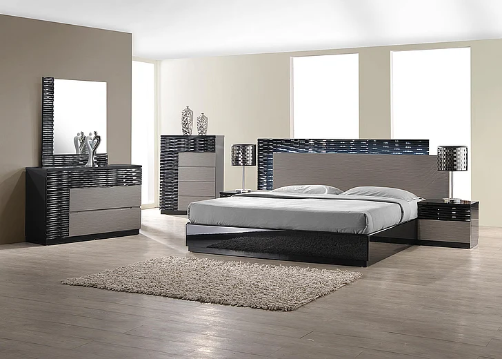 J&M Roma Platform Bedroom Set in Black and Grey Lacquer