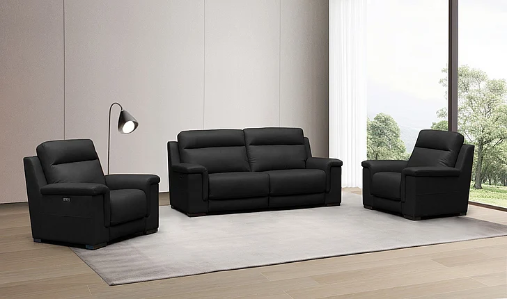 Klaussner Skyline Dakota 2pc Leather Living Room Set in Black